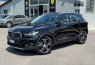 Volvo XC40 T5 Recharge Plug-in Hybrid R-design