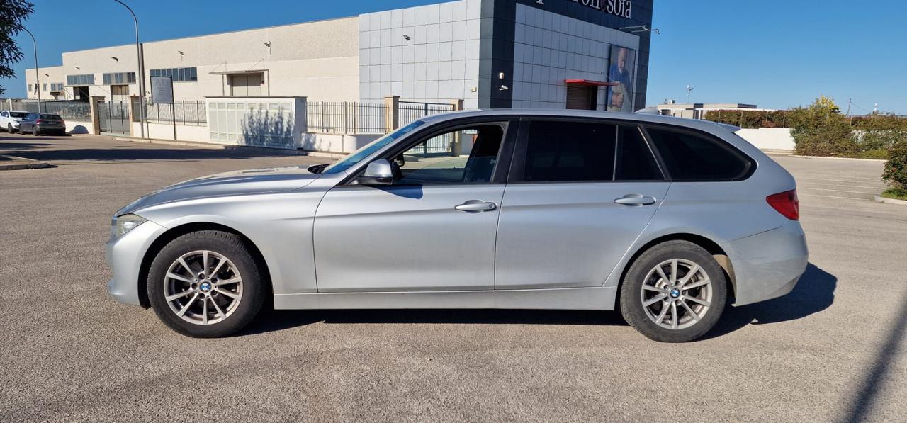 Bmw 320d xDrive Touring Msport 2013