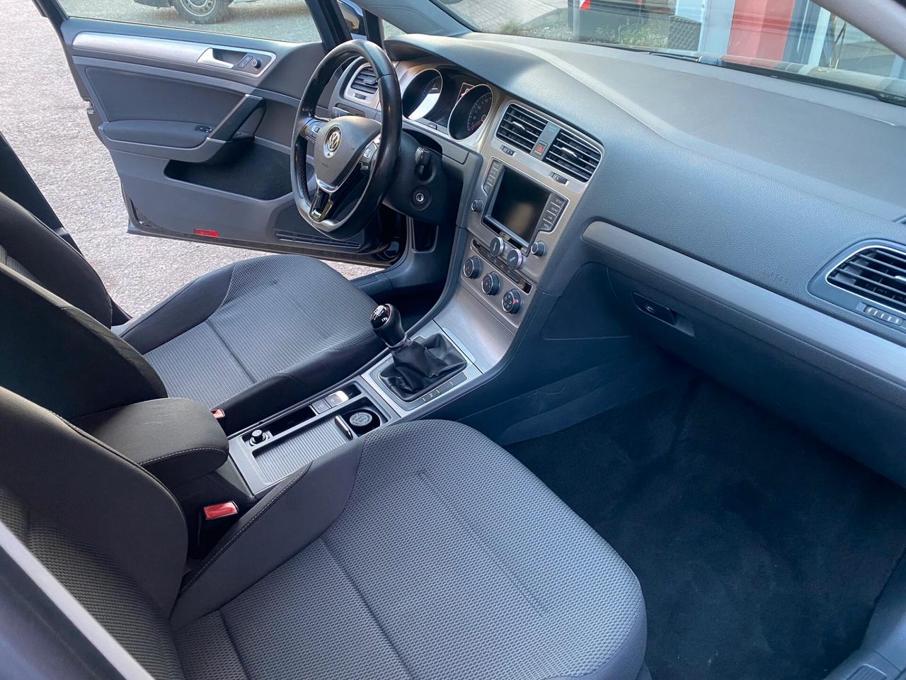 Volkswagen Golf Variant 1.6 TDI 110 CV Comfortline BlueMotion Tech.