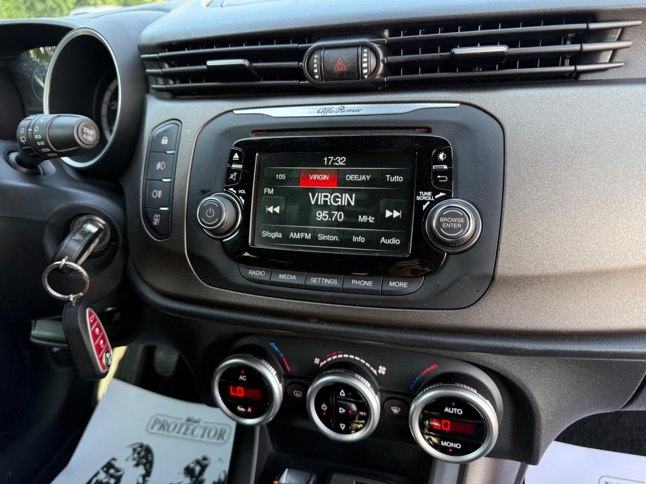 Alfa Romeo Giulietta 1.4 Turbo 120 CV GPL Distinctive UNICO