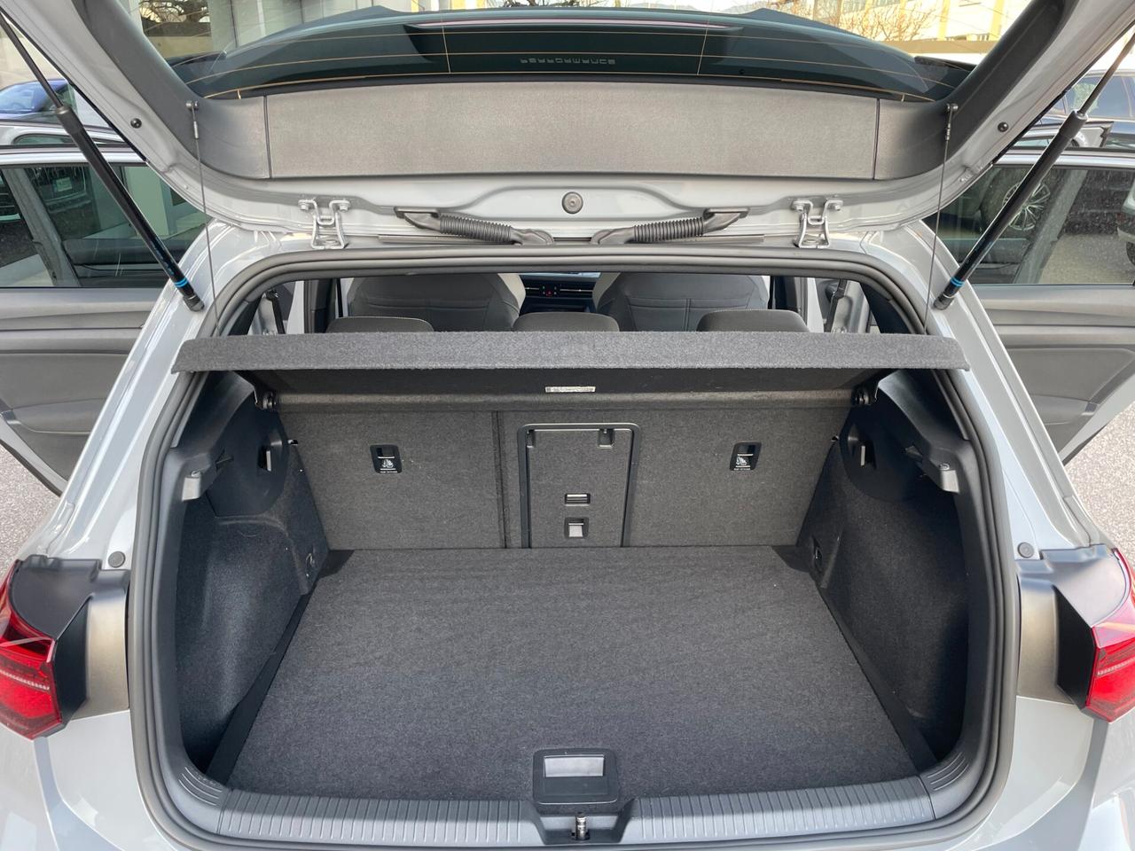 Volkswagen Golf GTD 2.0 TDI 200 CV DSG
