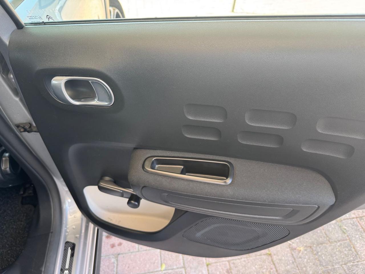 Citroen C3 Shine 1.2 PureTech 82 #6535