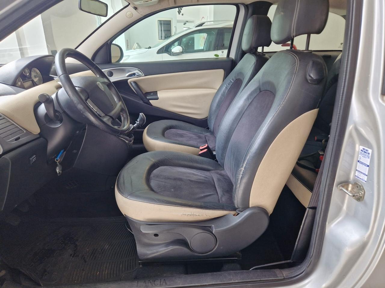 Lancia Ypsilon 1.4 Elle Ecochic GPL