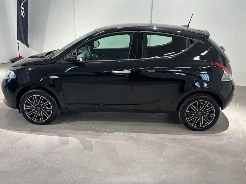 Lancia Ypsilon Ypsilon 1.0 FireFly 5 porte S&S Hybrid