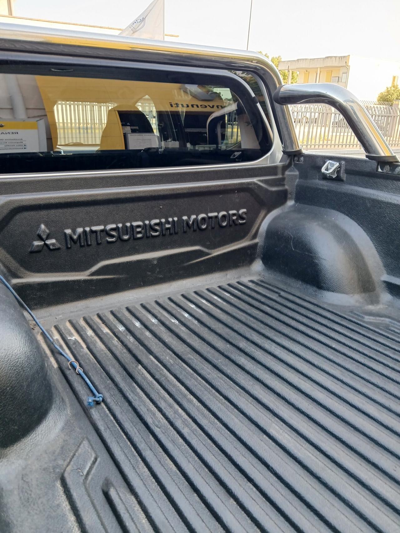 MITSUBISHI New L200 Intense 2.200 DI-D 150cv 4WD