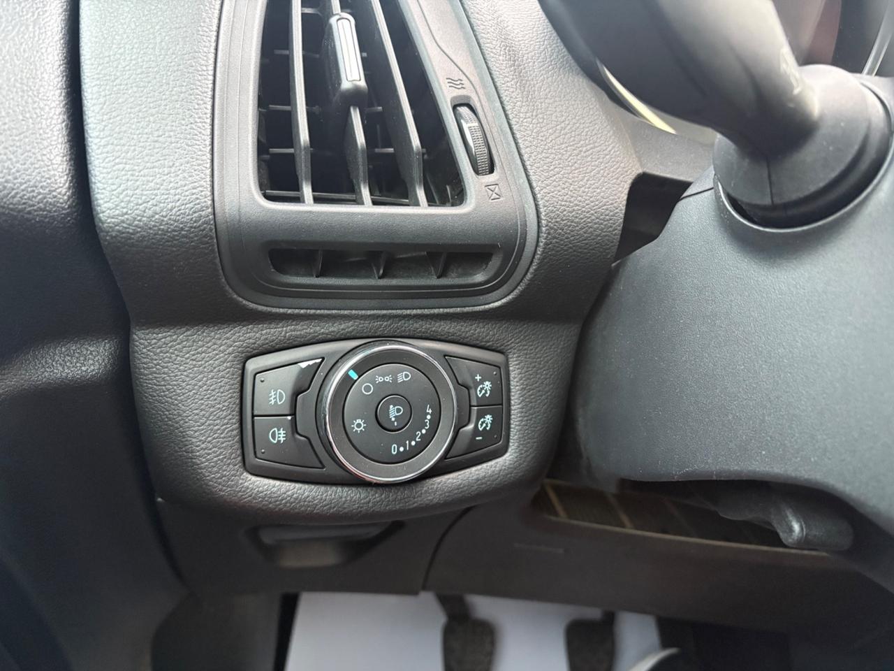 Ford B-Max 1.4 90 CV GPL 2015