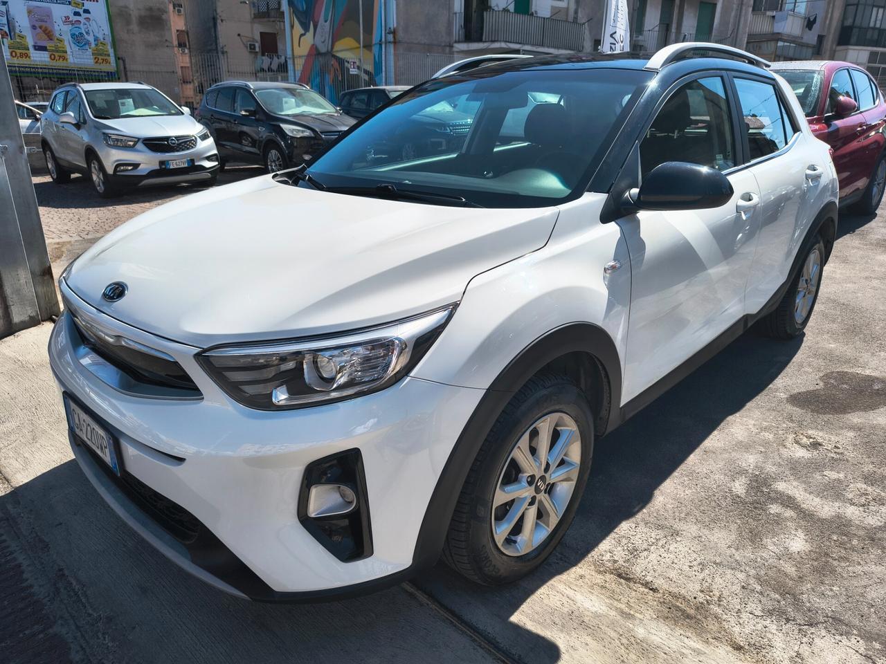 KIA STONIC 1.6 DIESEL UNICOPROPRIETARIO 2020