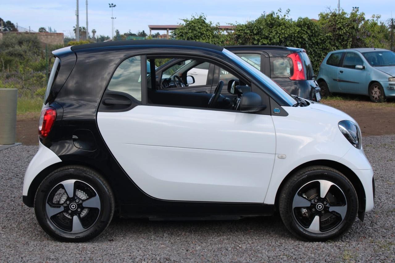 Smart ForTwo Tua A SOLI 186€ al mese Anticipo Zero