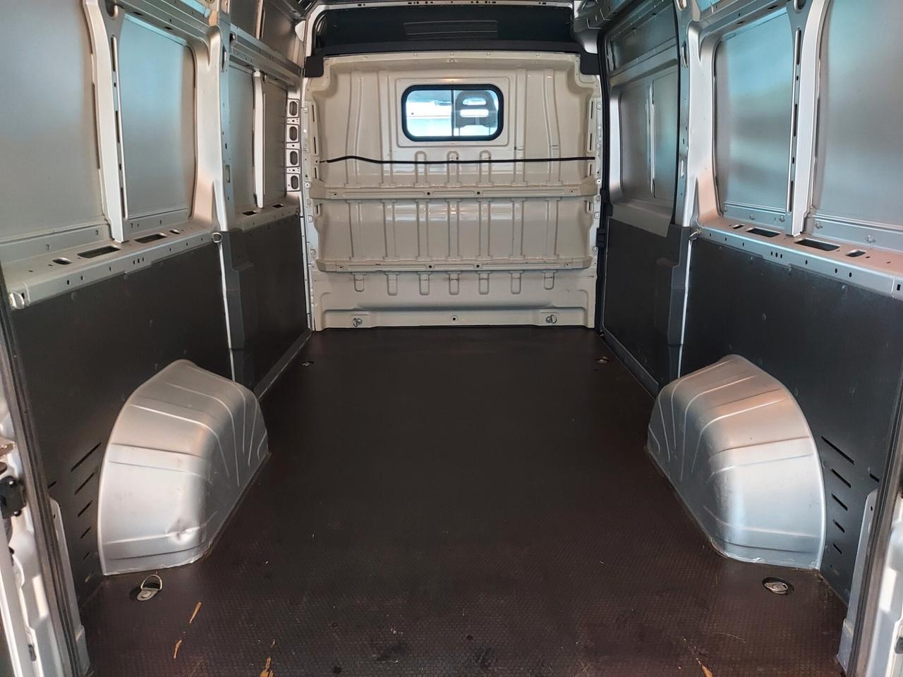 PEUGEOT BOXER 330 L2H2 130CV 13Q.LI