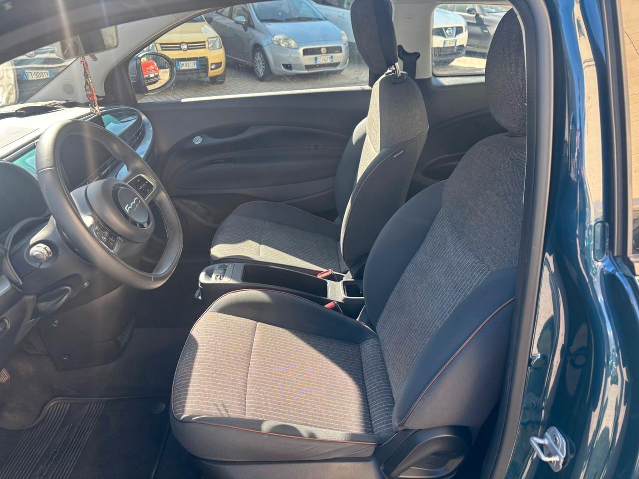 Fiat 500 500e Berlina 42 kWh Icon