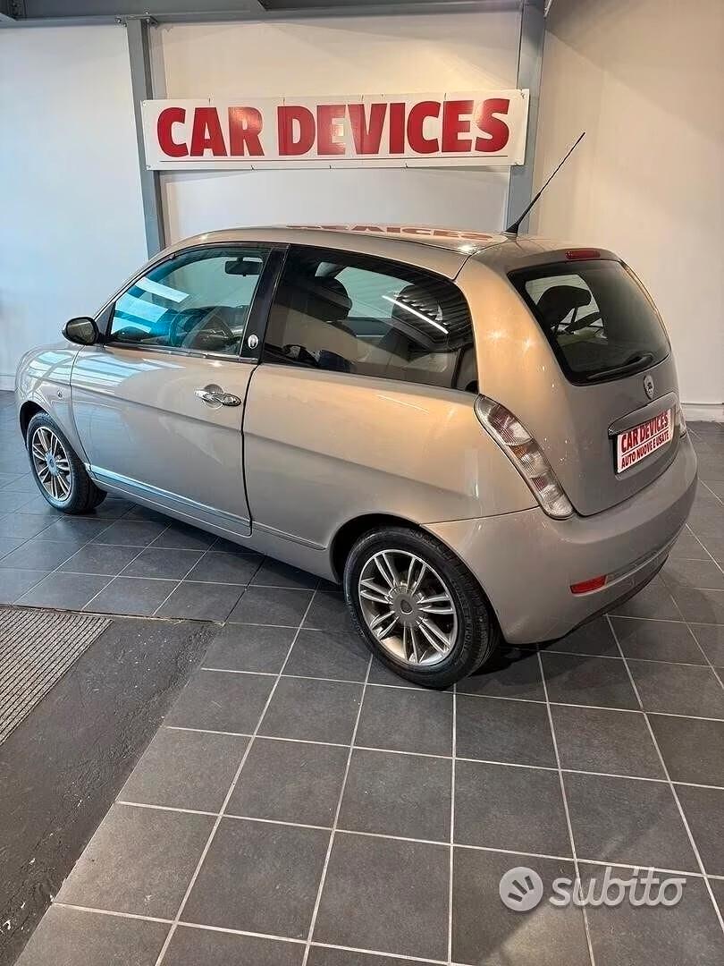 Lancia Ypsilon 1.4 Ecochic GPL - NEOPATENTATI