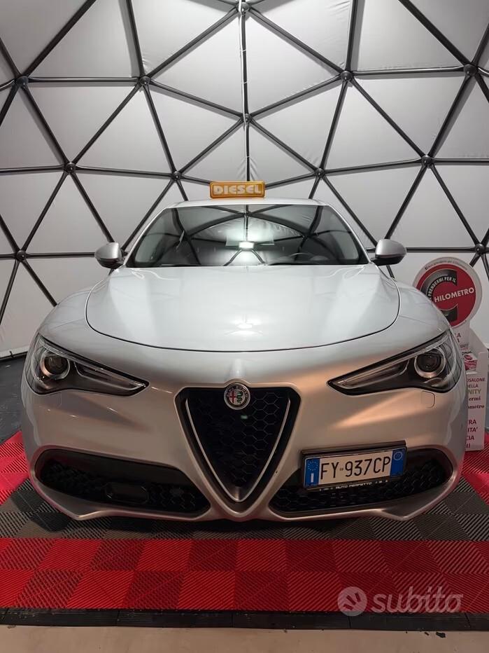 Alfa Romeo Stelvio 2.2 Turbodiesel 210 CV AT8 Q4 Business