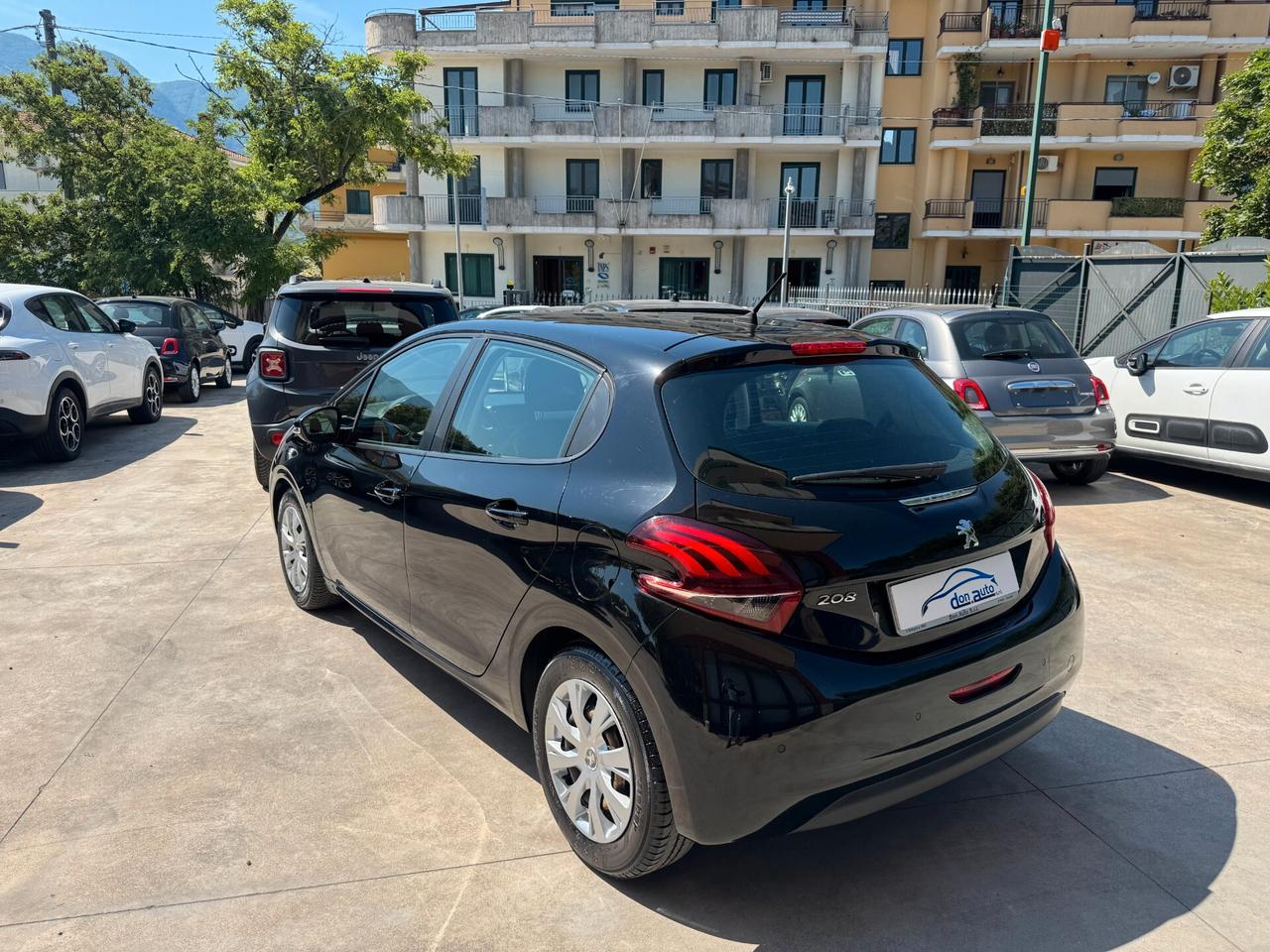 Peugeot 208 Peugeut BlueHDi 75 5 porte Allure