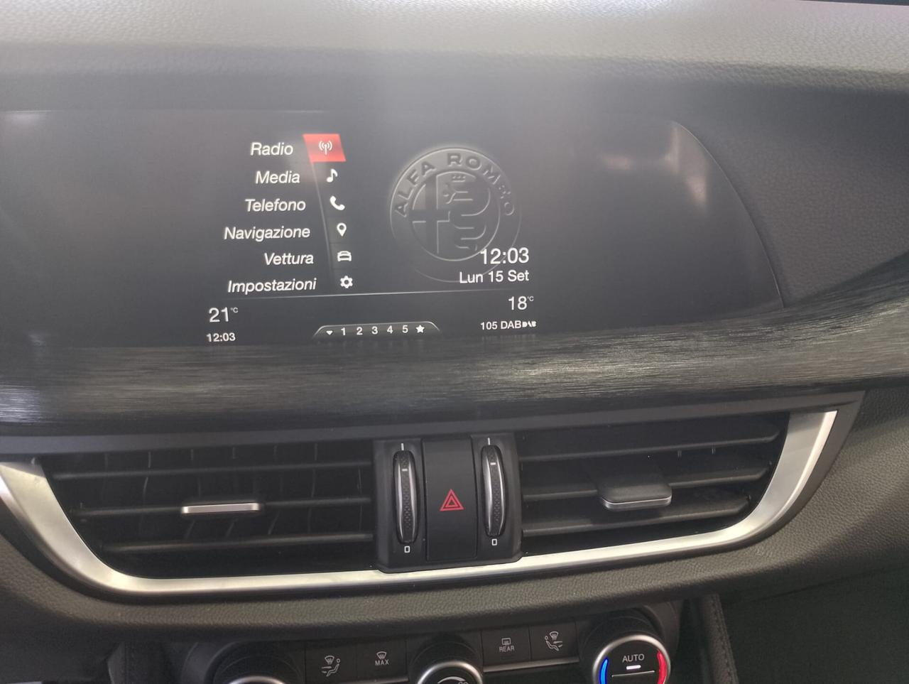Alfa Romeo Stelvio 2.2 Turbodiesel 160 CV AT8 RWD Business