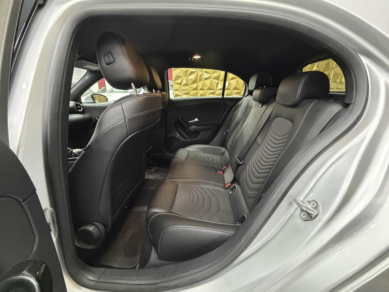 Mercedes-benz A 180 d Automatic Business