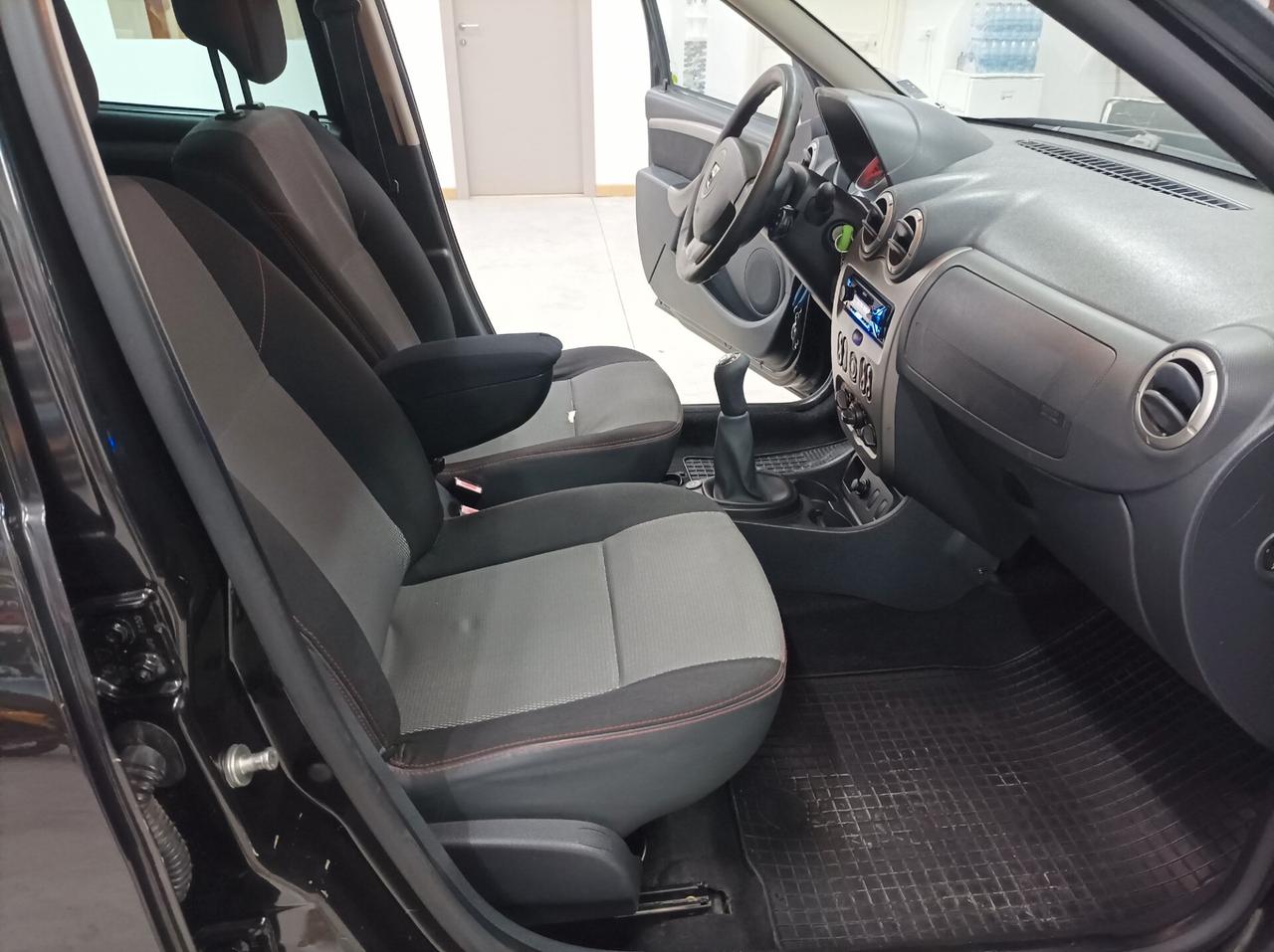 Dacia Duster 1.6 110CV 4x2 GPL Ambiance 02/2013