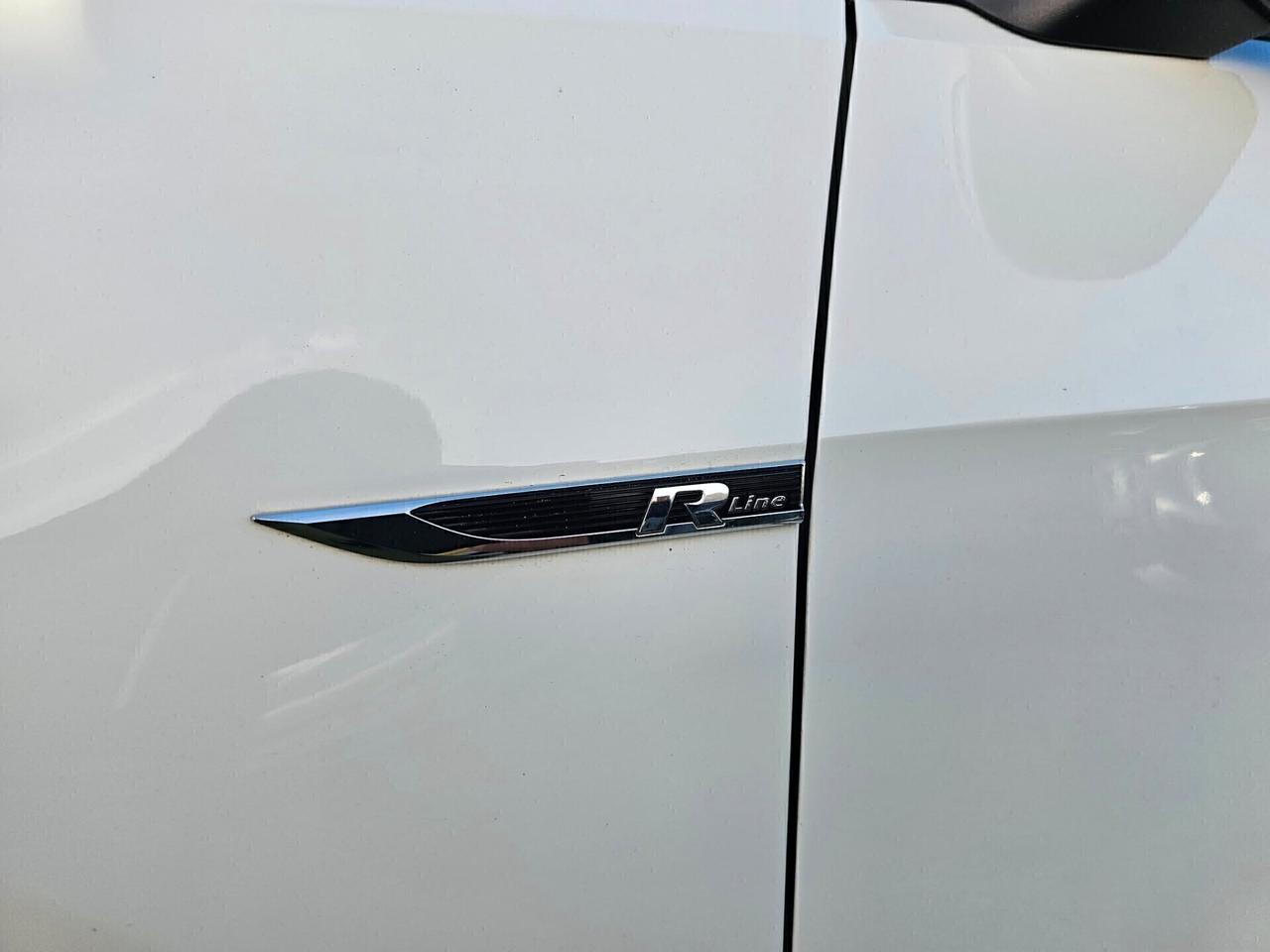Volkswagen Golf 1.6 TDI 115 CV 5p. R-Line