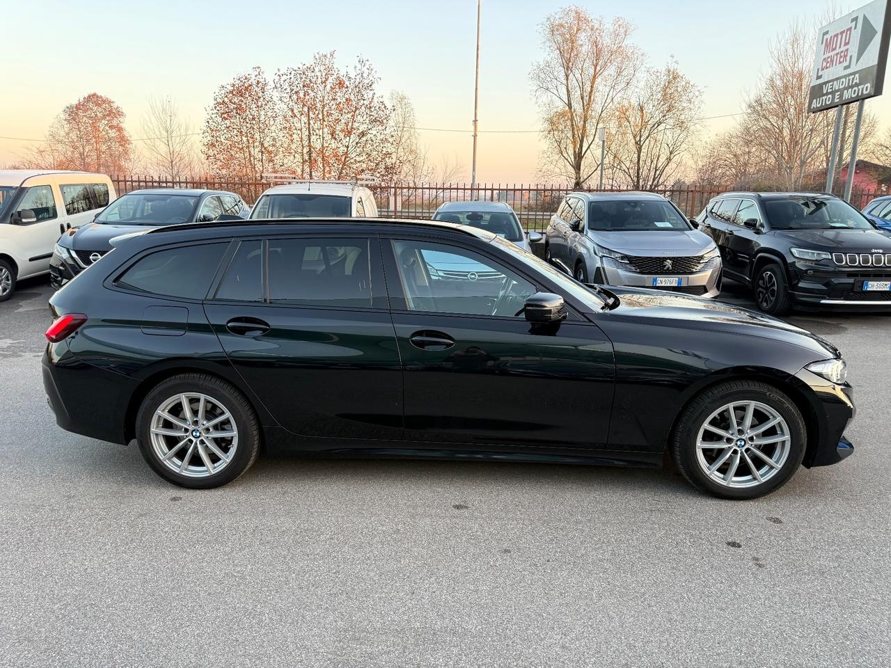 Bmw 318d My23 48V Automatica Touring Advantage 2.0 150CV