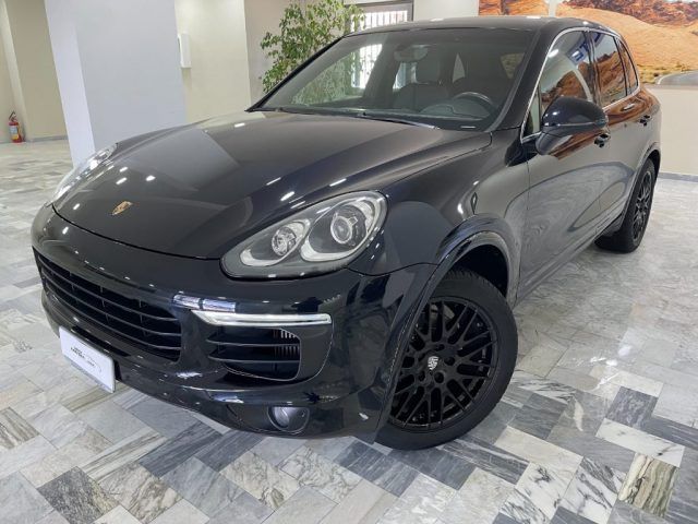 PORSCHE Cayenne 3.0 Diesel Platinum Edition