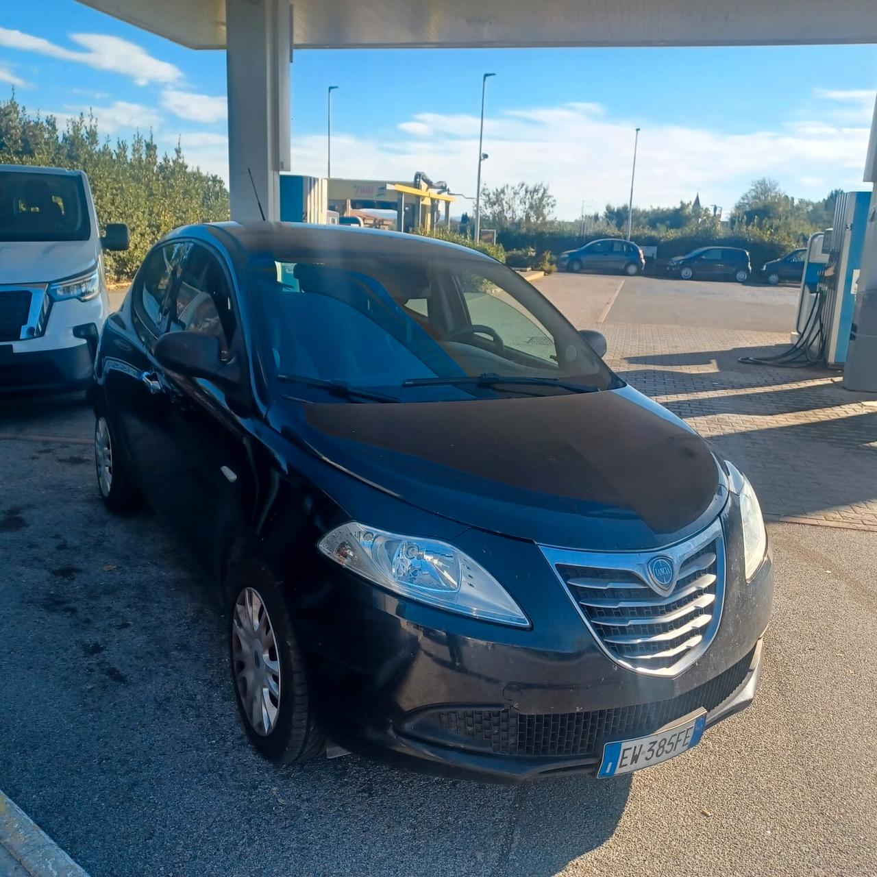 INDISTRUTTIBILE LANCIA Y 1.2 GPL NEOPATENTATI