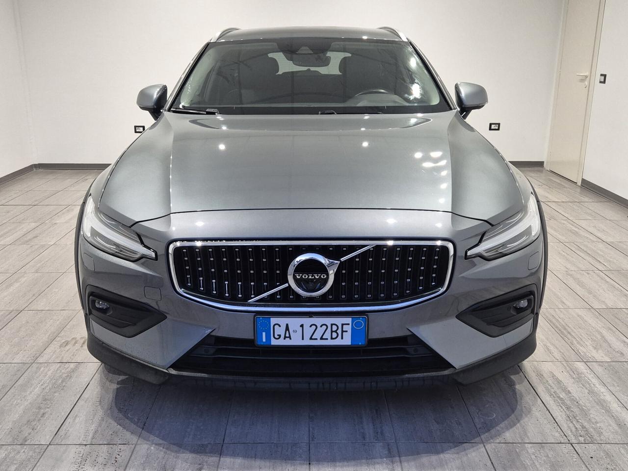 Volvo V60 Cross Country D4 AWD Geartronic Pro