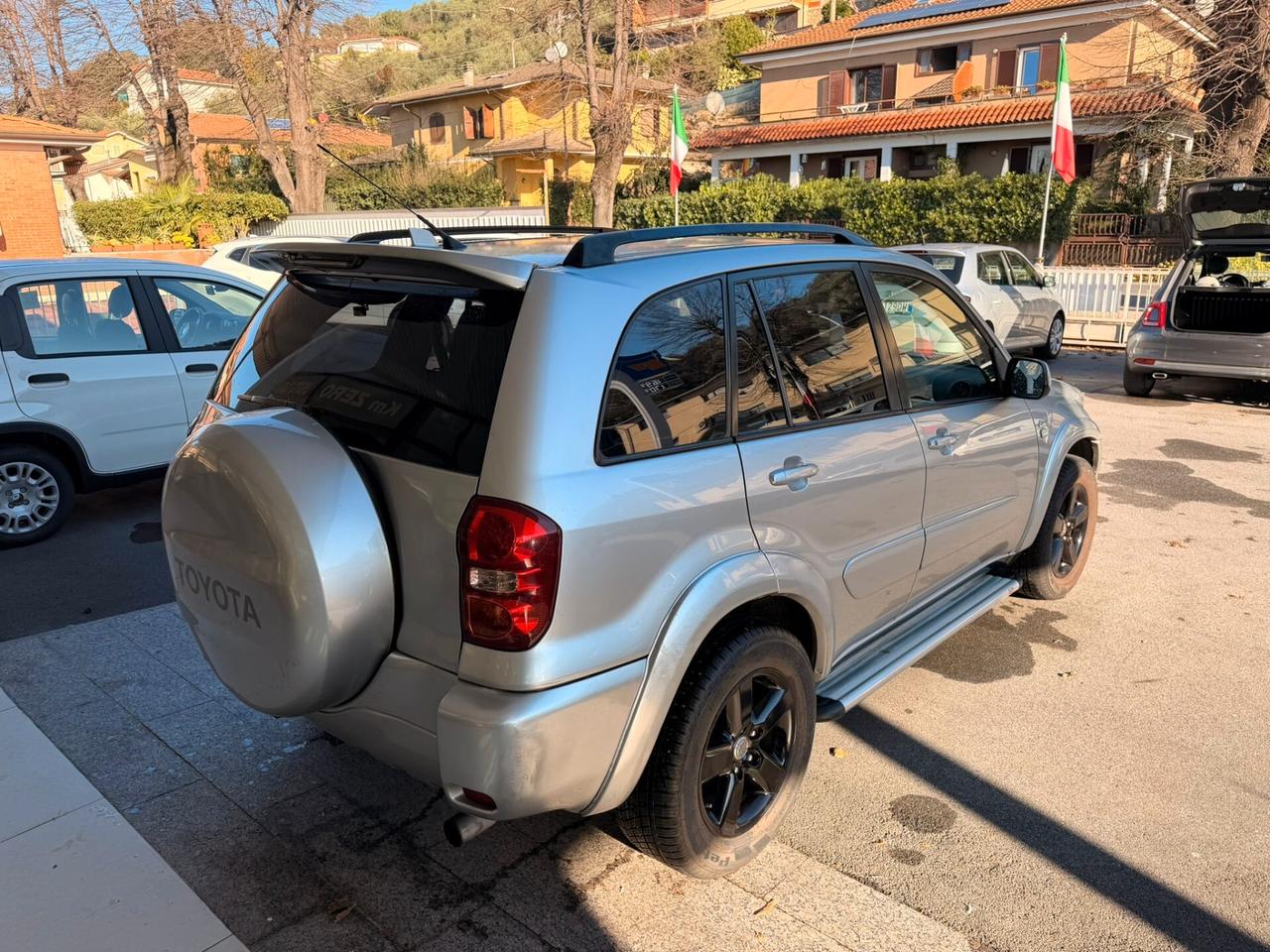 Toyota RAV 4 RAV4.com 2.0 Tdi D-4D cat 5 porte