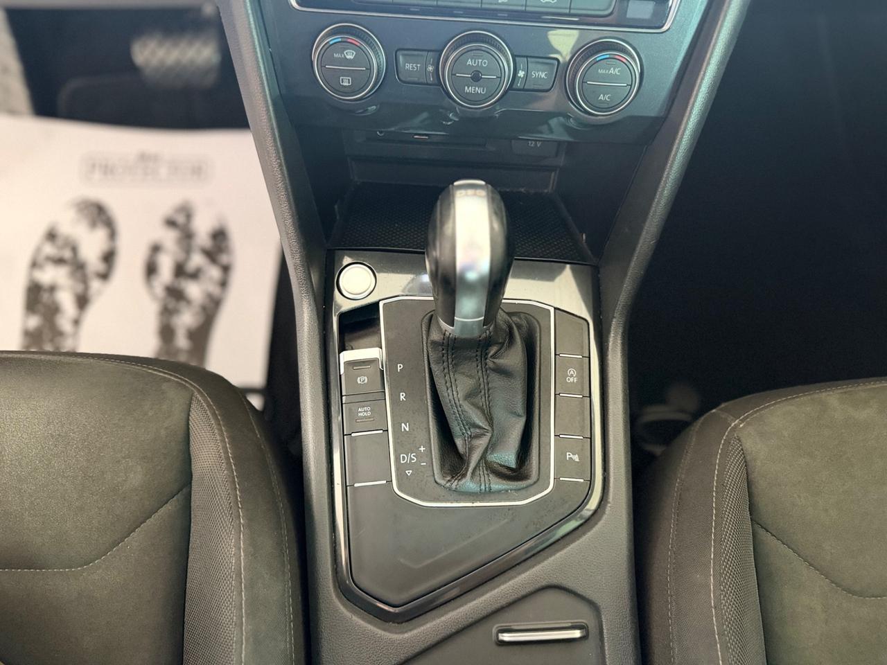 Volkswagen Tiguan 2.0 TDI SCR DSG Business BlueMotion Technology