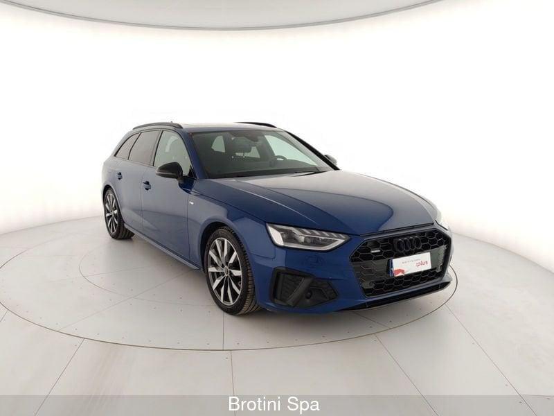 Audi A4 Avant 40 TDI quattro S tronic S line edition