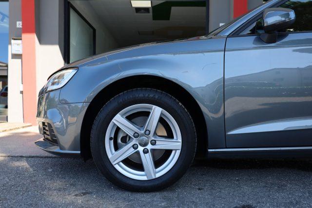 AUDI A3 Sportback 1.6 TDI S tronic ACC RADAR Navi LED UniP