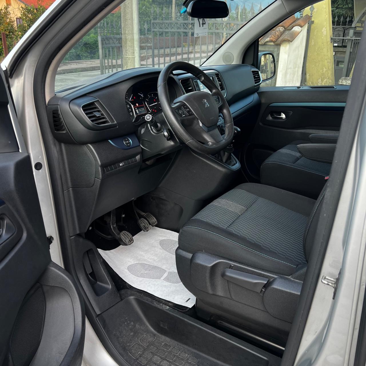 Peugeot Traveller 1.5 DIESEL 120 CV furgone 8 posti allestimento allure, UNICO PROPRIETARIO 06/2019