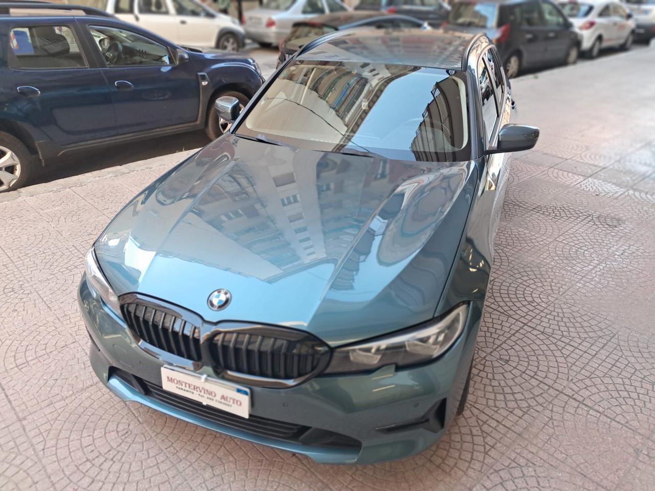 BMW 318dTouring Business Advantage-Diesel-ibrido-Euro19990-