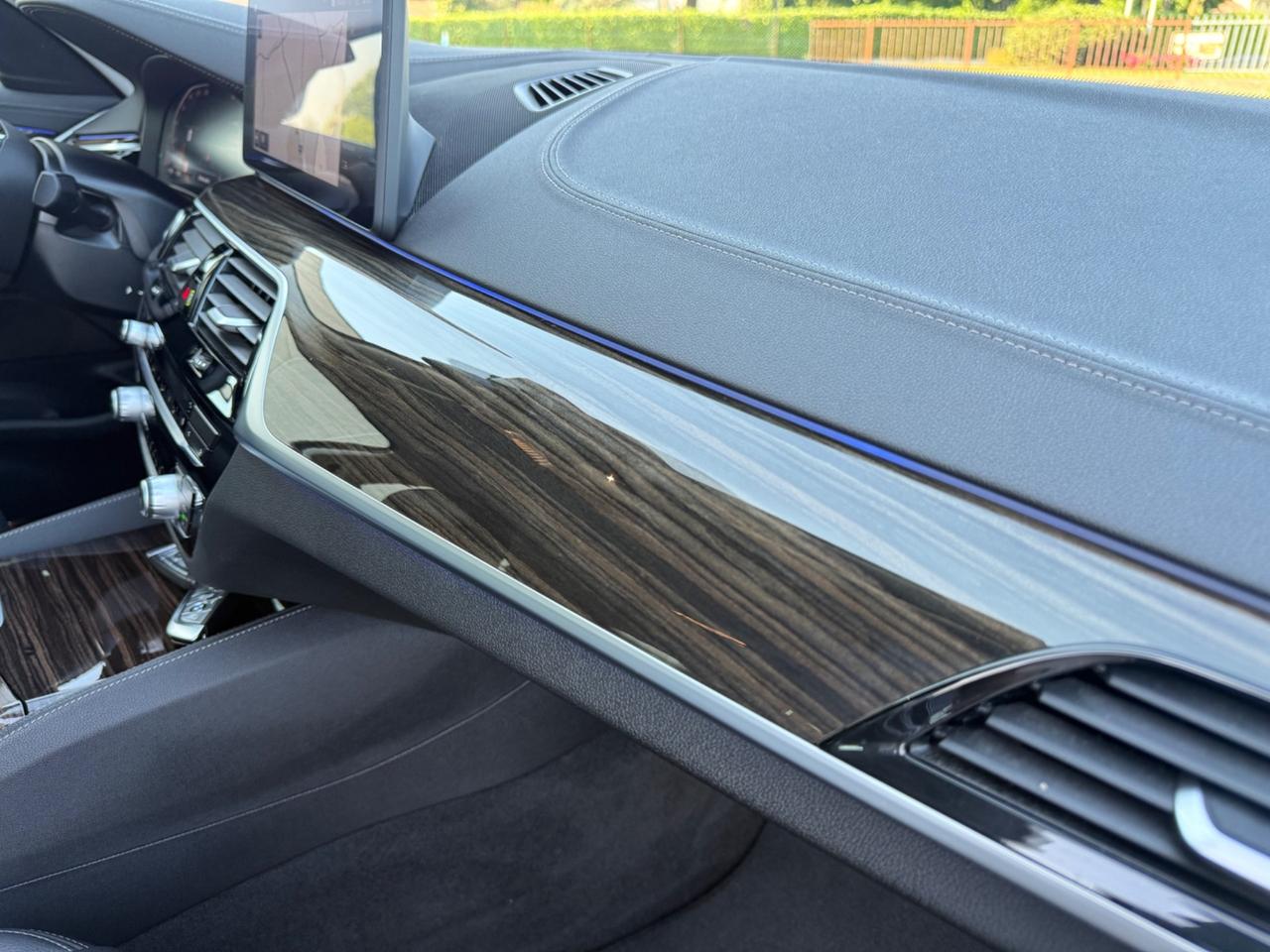 Bmw 530 Berlina 48V Luxury Line 3.0 249 Cv