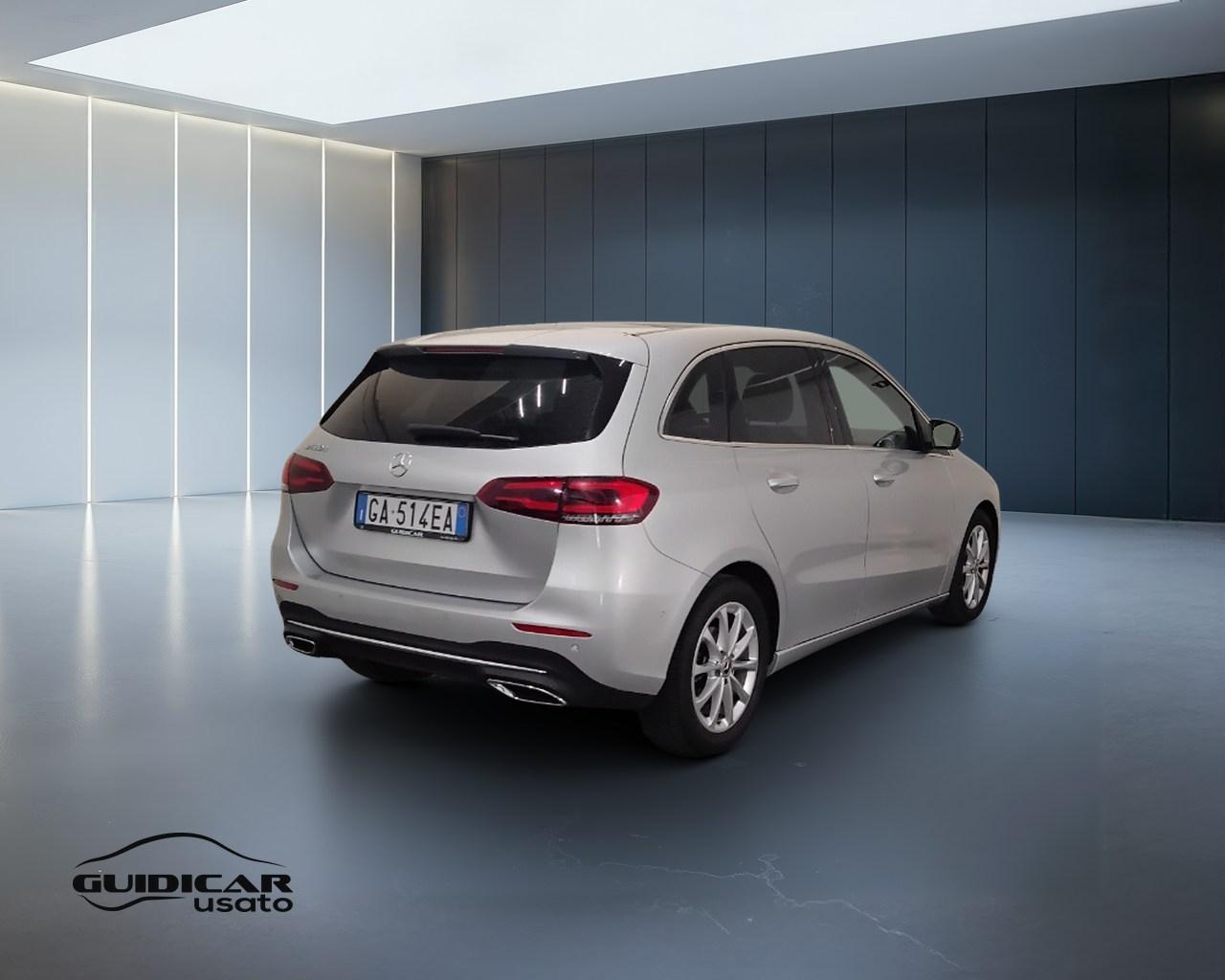 Mercedes-Benz Classe B - W247 2018 - B 180 d Sport Plus auto