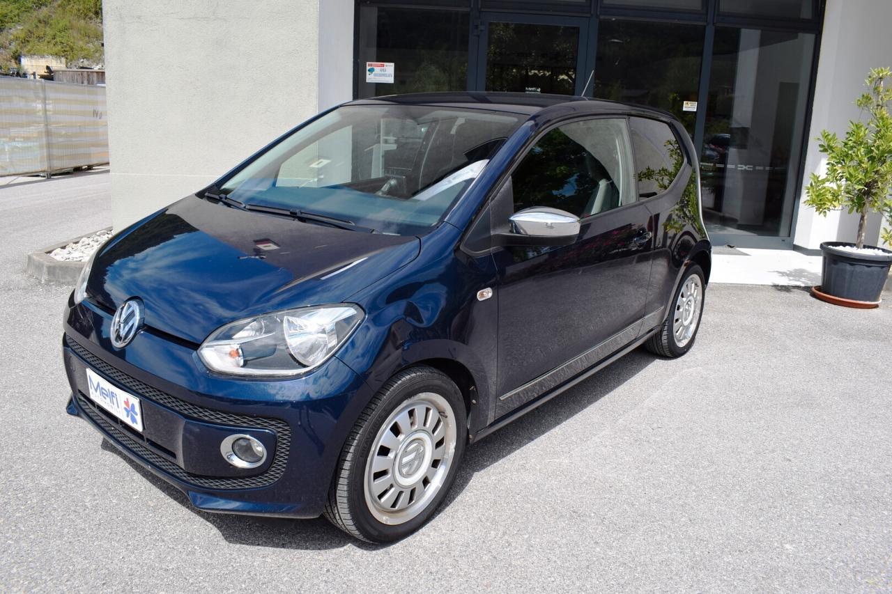 Volkswagen UP! High 1.0 60cv 3p
