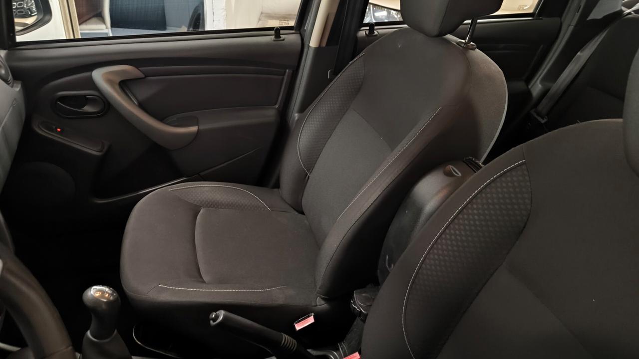 Dacia Duster Laurente 1.6 Benzina/Gpl