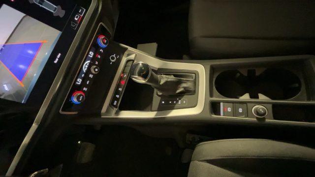 AUDI Q3 SPB 35 TDI S tronic Business Plus