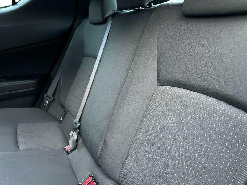 Toyota C-HR C-HR 1.8 Hybrid E-CVT Active