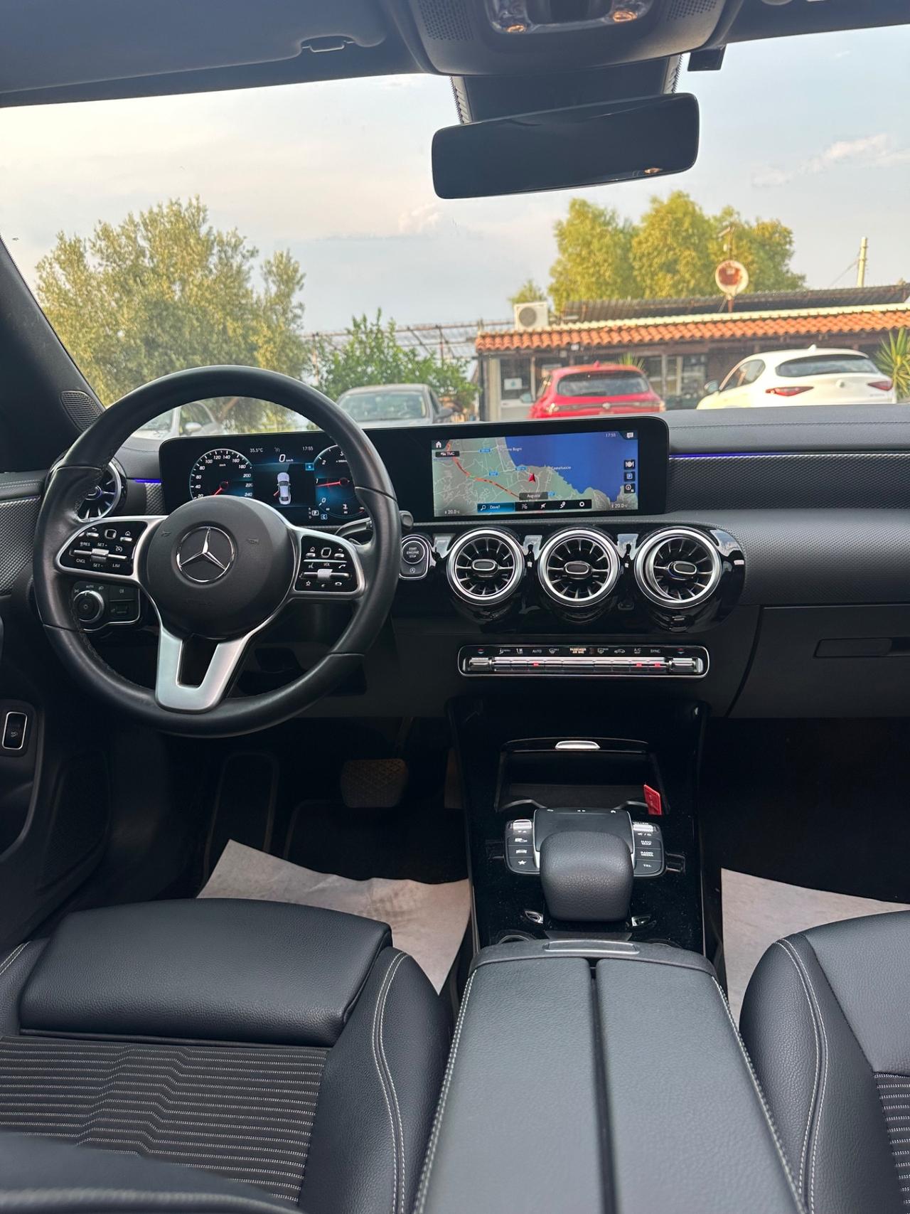 Mercedes-benz CLA 200 d Automatic Premium