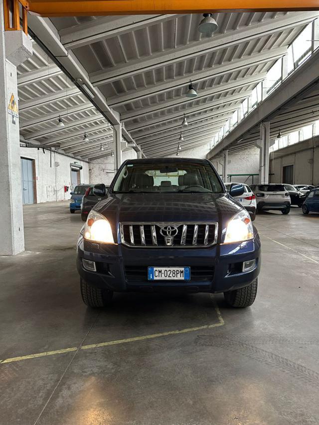 TOYOTA Land Cruiser 3.0 D-4D 16V cat 5 porte Sol 7 posti