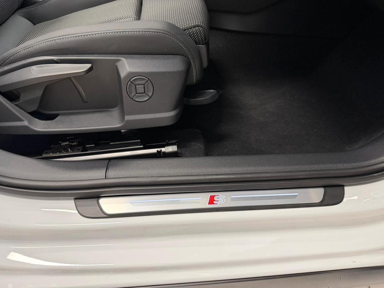 Audi A3 Sedan 35 TDI S tronic line edition