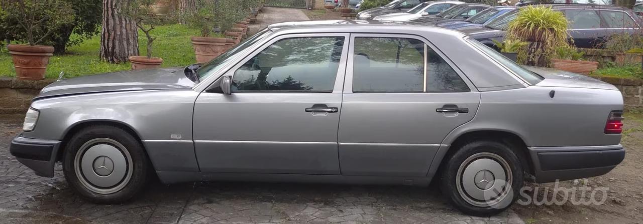 MERCEDES W124 200E BERLINA 1992 FASCIONATA