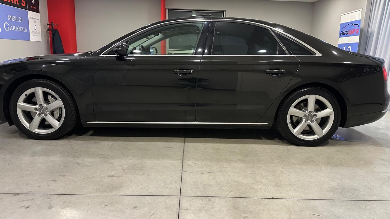 Audi A8 3.0 TDI 250 CV clean diesel quattro tiptronic