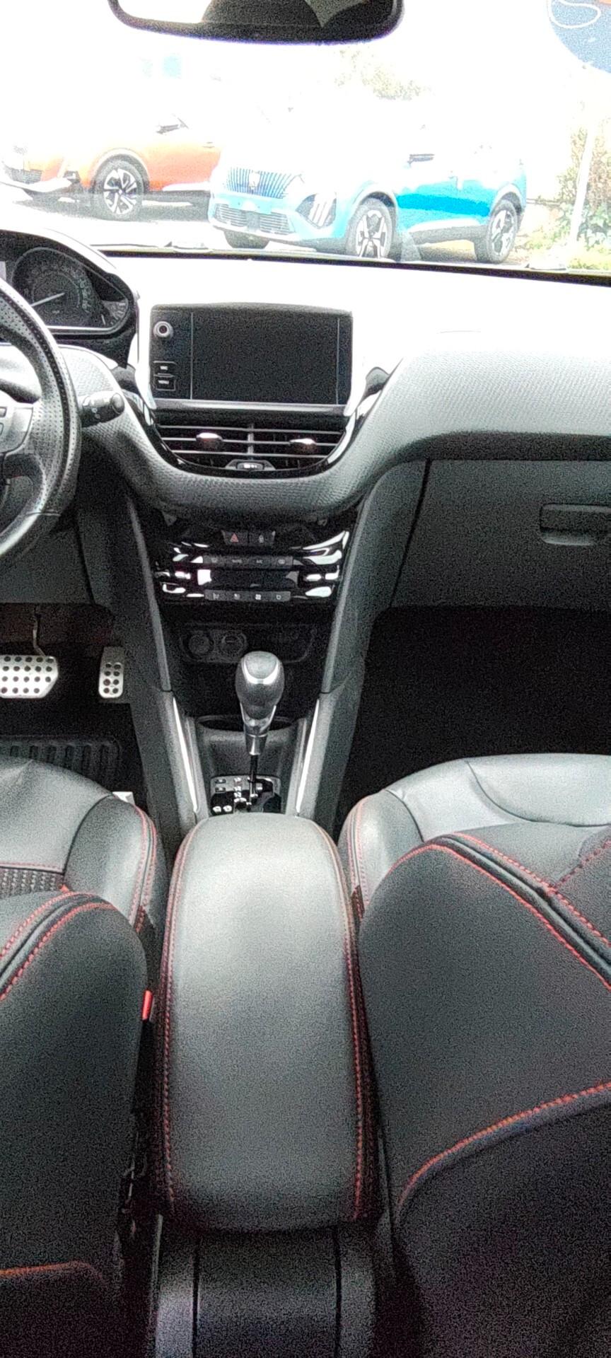 Peugeot 208 PureTech Turbo 110 EAT6 S&S 5 porte GT Line