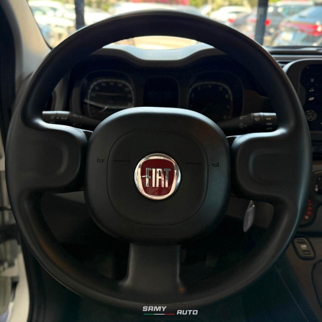 Fiat Panda 1.0 FireFly S&S Hybrid Red