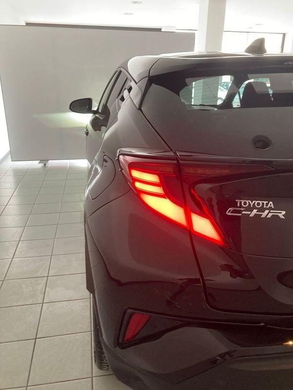 Toyota C-HR 2.0 Hybrid E-CVT GR Sport Black Edition