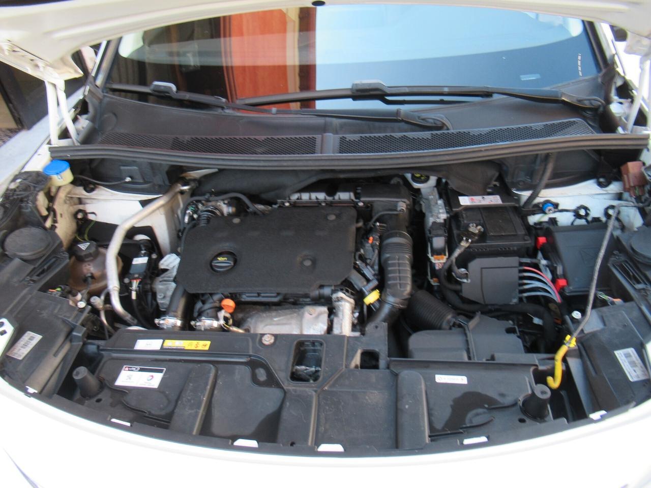 Peugeot 3008 BlueHDi 130 S&S Allure VIRTUAL COKPIT