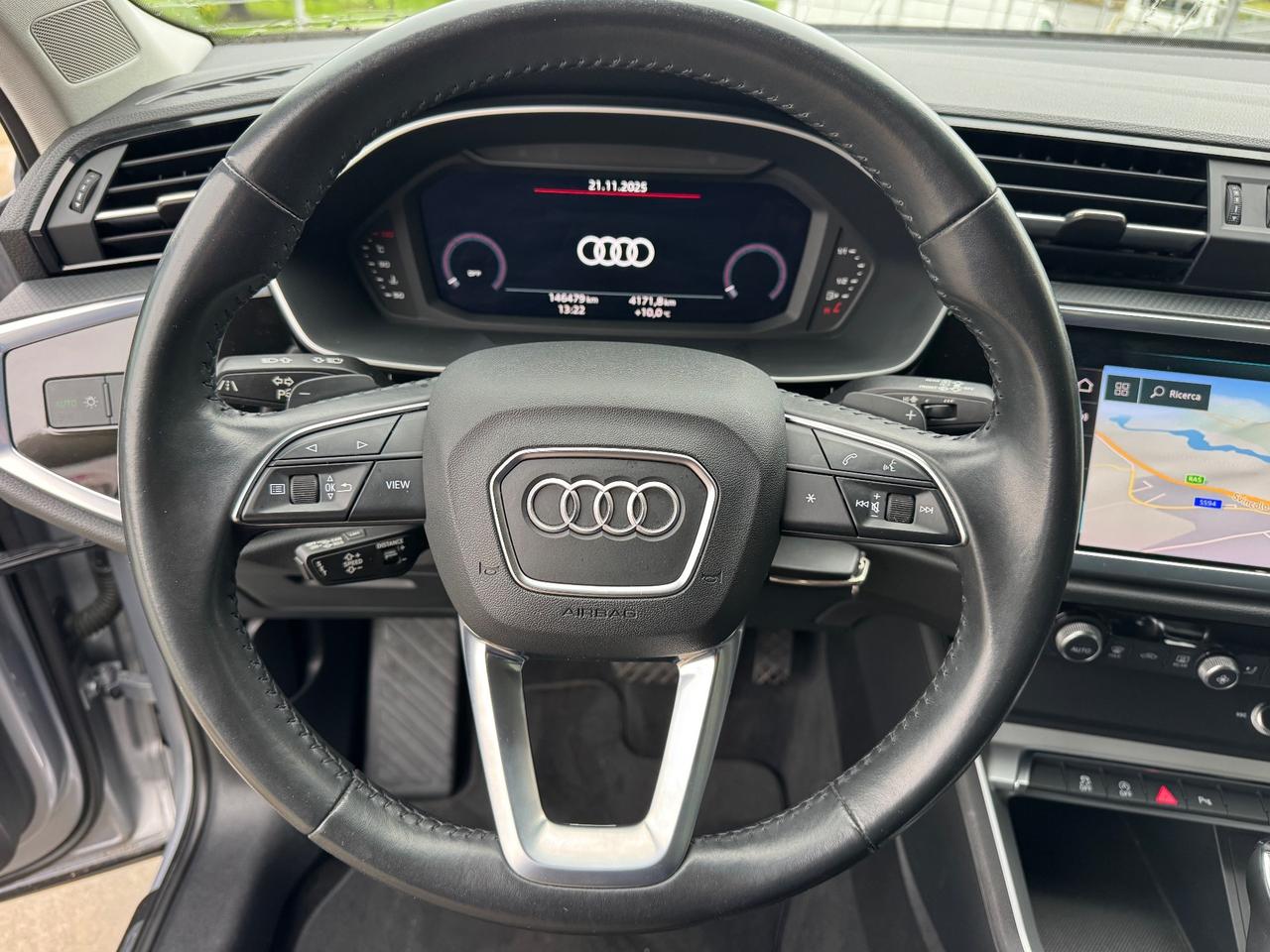 Audi Q3 40 TDI quattro S tronic Business Advanced