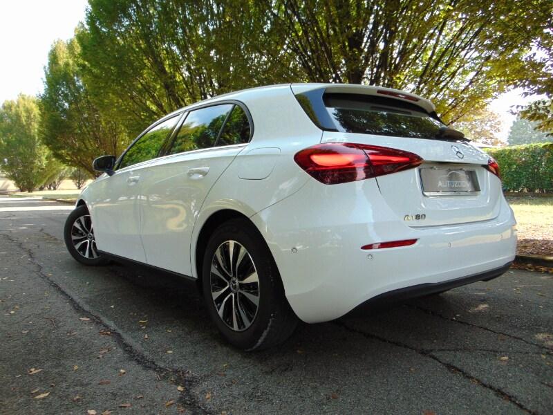 MERCEDES Classe A (W177) A 180 Automatic Ad...