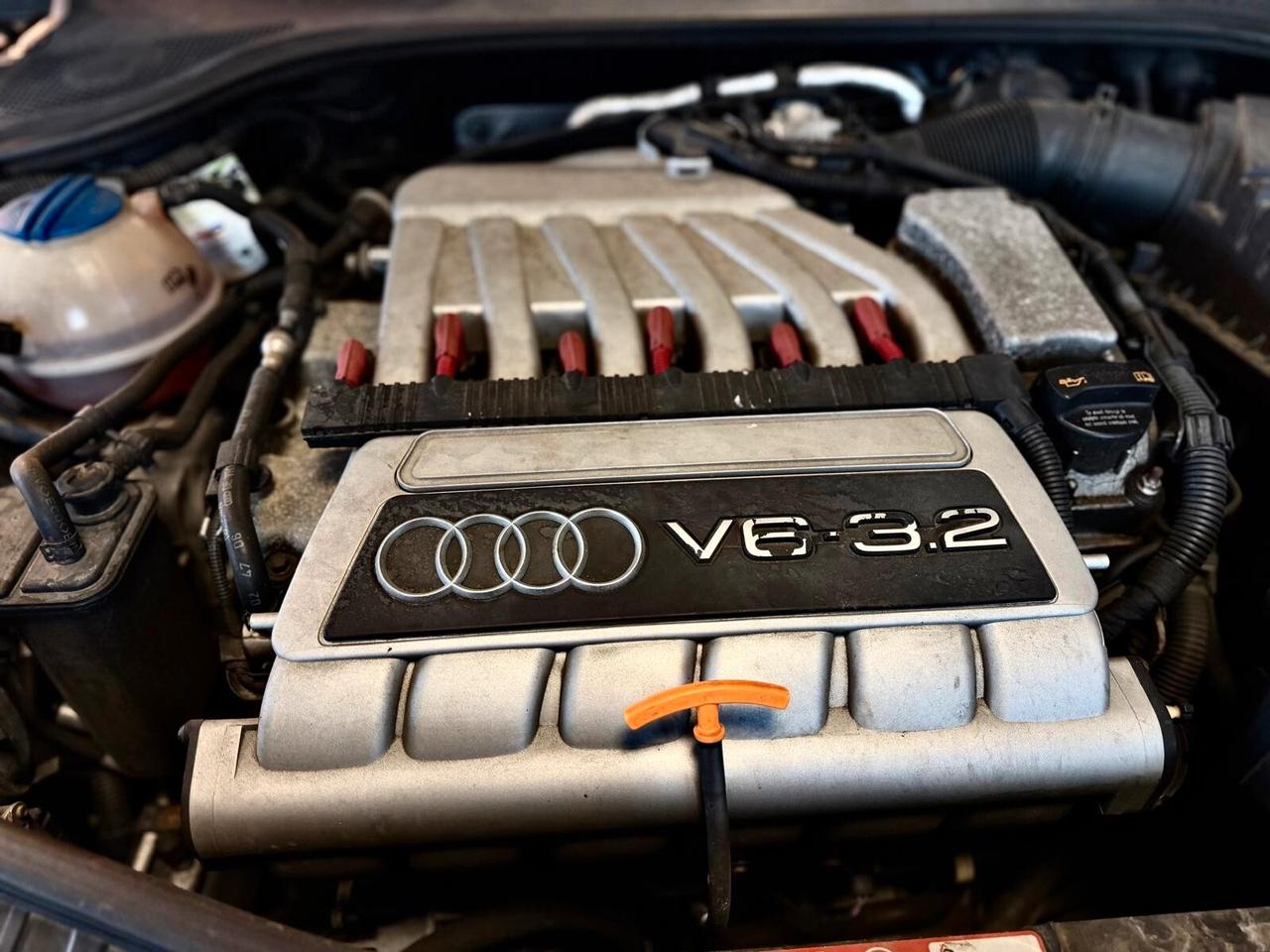Audi TT Roadster 3.2 V6 quattro S tronic