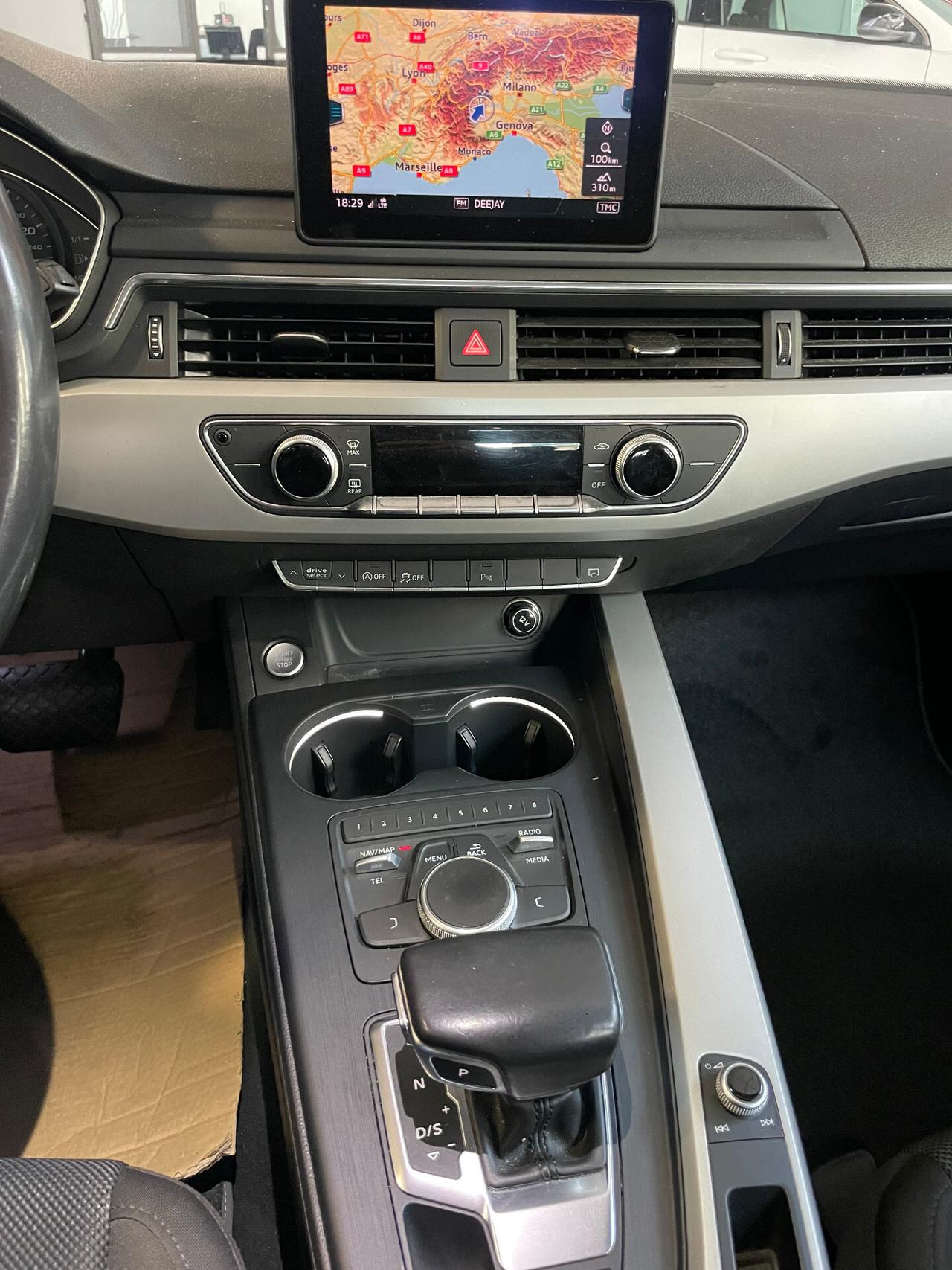 Audi A4 Avant 30 TDI S tronic Design